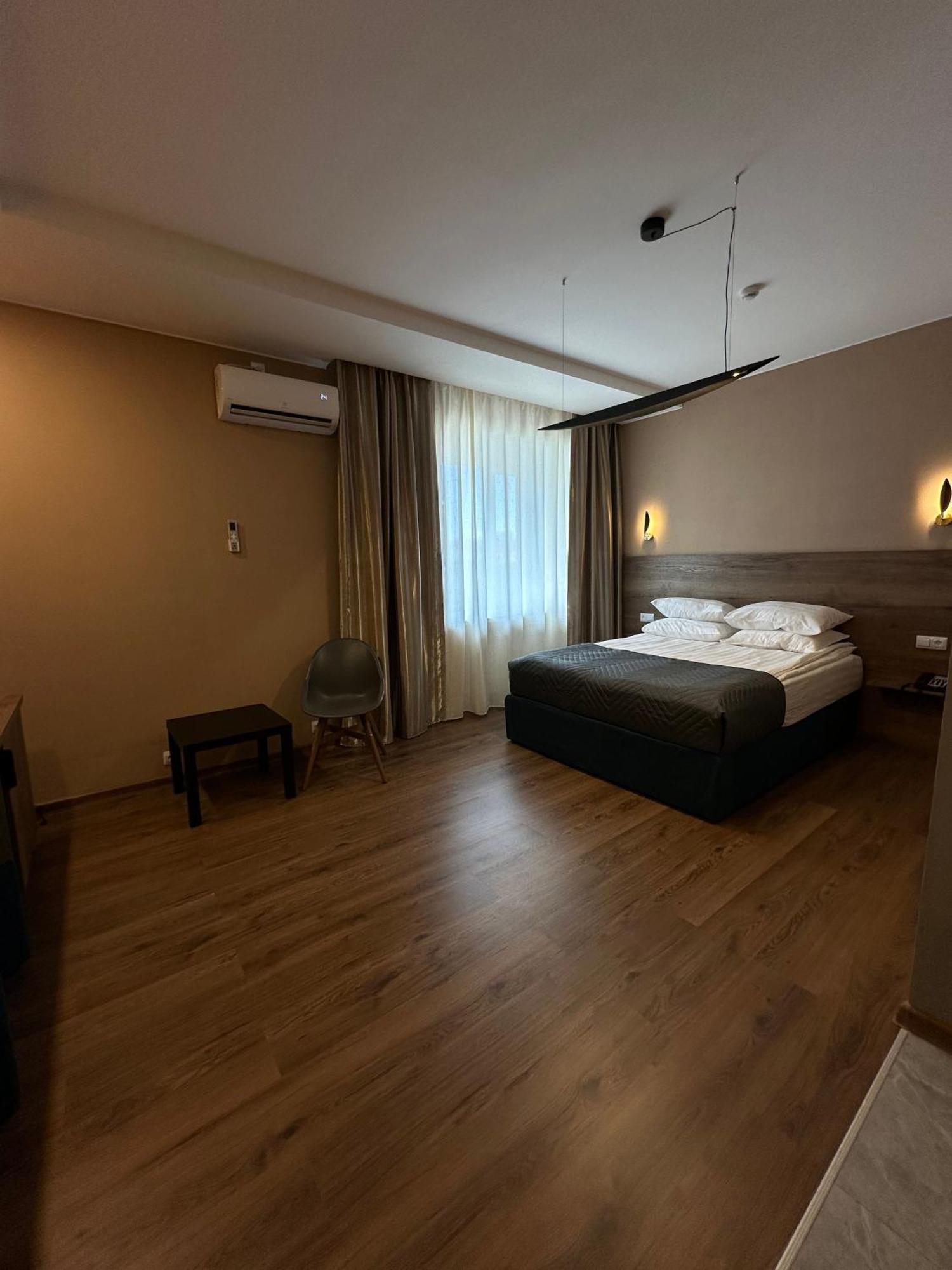 Hotel Gloria Deluxe Hồ Borovoye Ngoại thất bức ảnh
